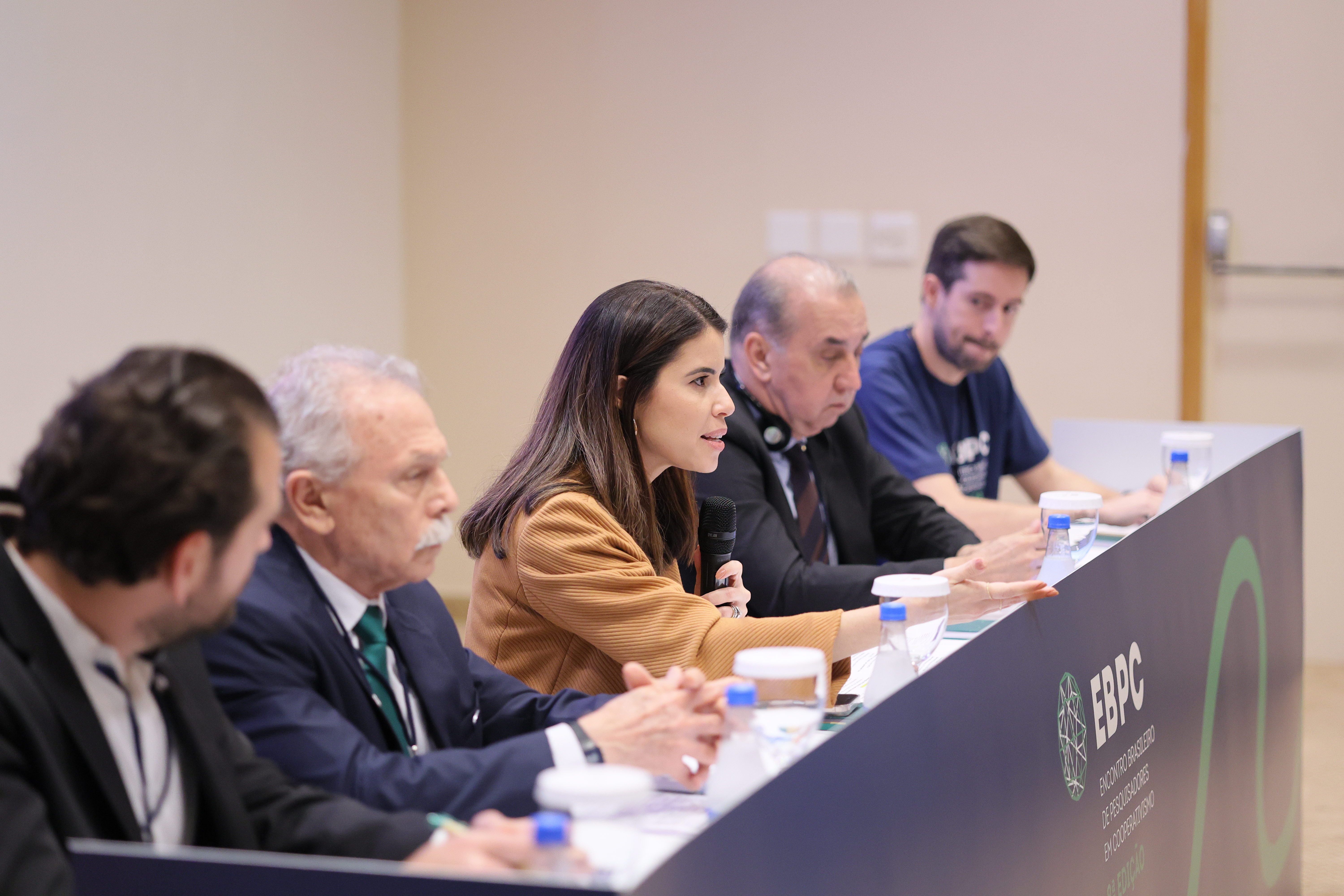 Abertura do EBPC 2025 celebra união entre conhecimento e cooperação 