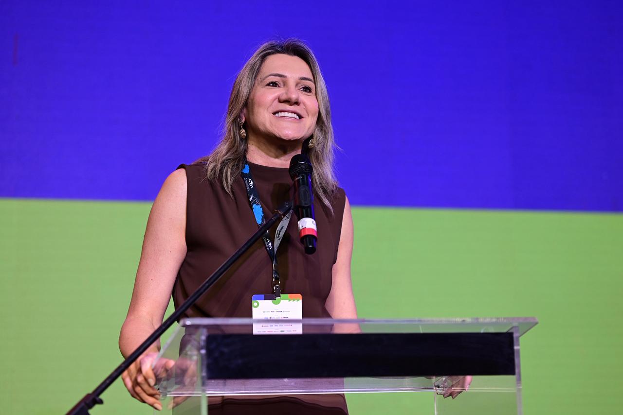 Tania Zanella destaca ações do coop no 5º Fórum Integrativo Confebras