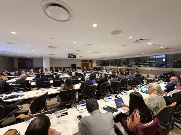 Cooperativismo de crédito ganha espaço em debate global da ACI