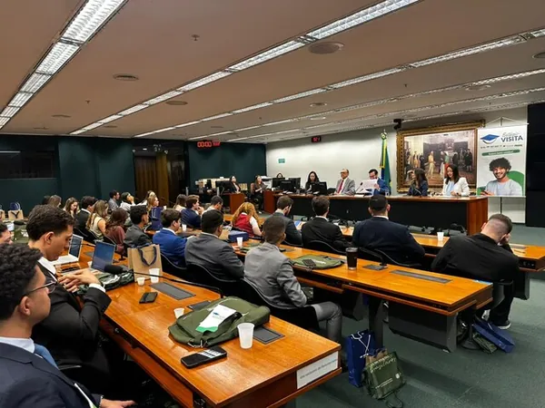 Sistema OCB participa da abertura do Programa Estágio-Visita na Câmara