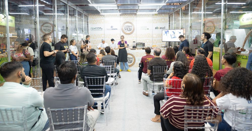 Cozinha Show levou gastronomia regional à FENCOOP 2025 e valorizou produtos de cooperativas