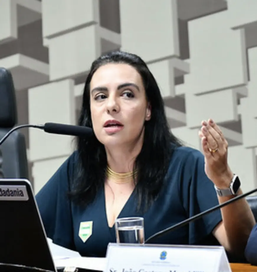 Letícia Fernandes falou sobre a importância do cooperativismo brasileiro na estrutura de saúde do país