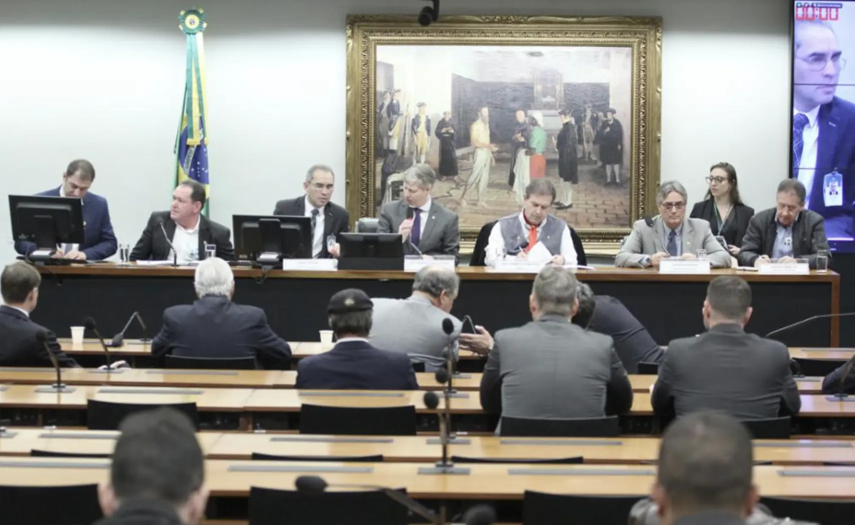 Comissão externa sobre danos causados pelas enchentes no Rio Grande do Sul 