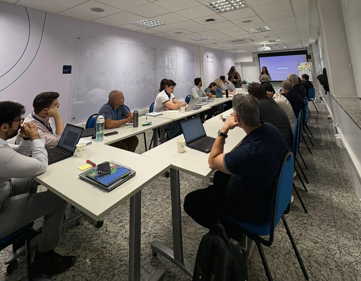 GT Desempenho debate evolução de ferramentas e cenários setoriais para apoiar cooperativas 