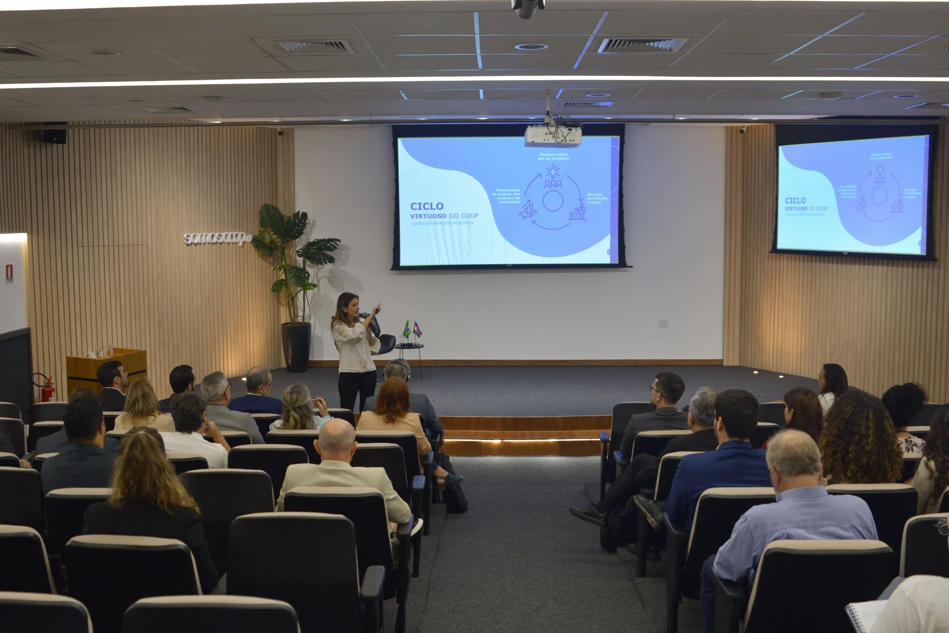 Palestra inicial da jornada