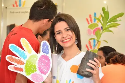 PB |  Doação de mudas atrai o público em Campina Grande