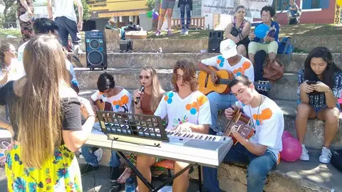 ACEC promove ação em praça de Angra dos Reis