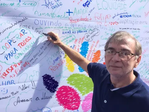 MG | Paz e amor no Dia C