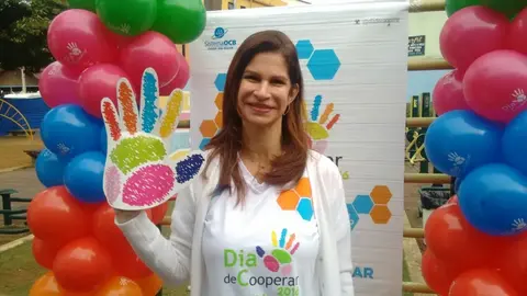 ES | Dia C une cooperativas e sociedade