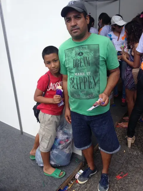 RN | A cada serviço realizado, população de Currais Novos leva para a casa uma peça de roupa do Bazar Social