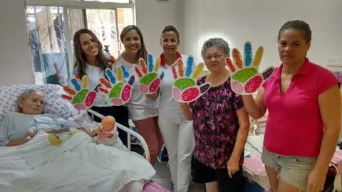 Dia C beneficia paciente acamada por sequelas do AVC