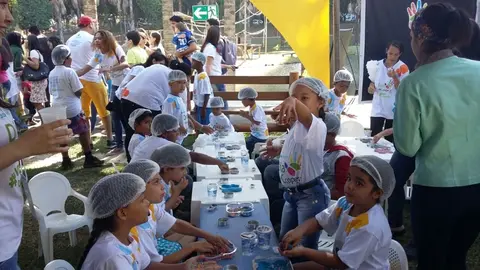 Go | Oficina de Brigadeiro faz a alegria das crianças no Dia C
