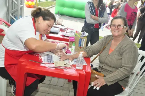 Coooperja comemora aniversário com Ação Social e Dia C