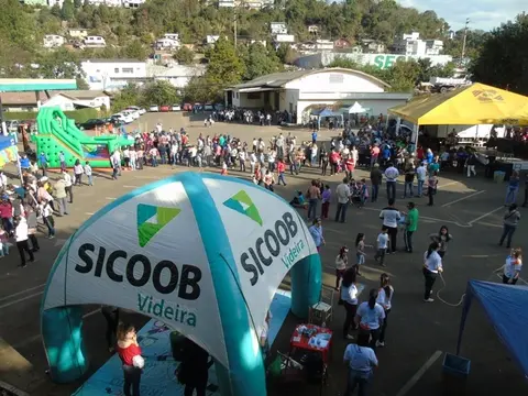 Sicoob e Coopervil comemoram Dia C em Videira