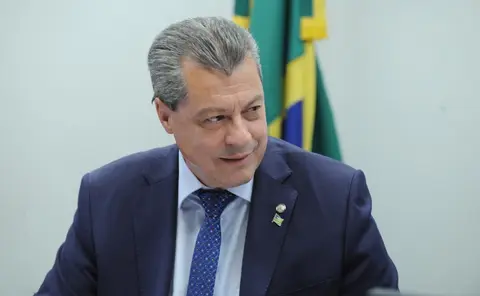 Projeto que aprimora repasse de recursos do FCO e fortalece cooperativas de crédito avança na Câmara