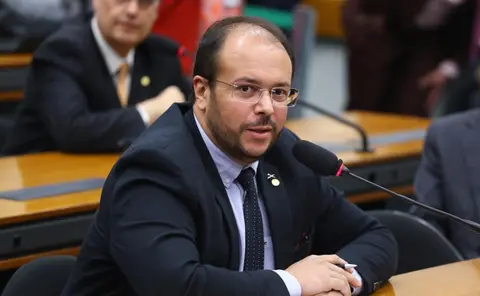 CFT aprova incentivos fiscais para catadores