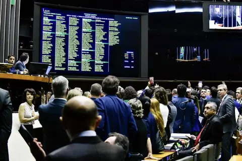 Congresso Nacional aprecia itens importantes para o coop