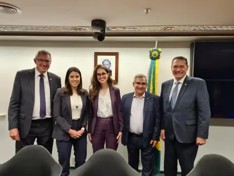 Protagonismo do cooperativismo é tema de audiência na Câmara
