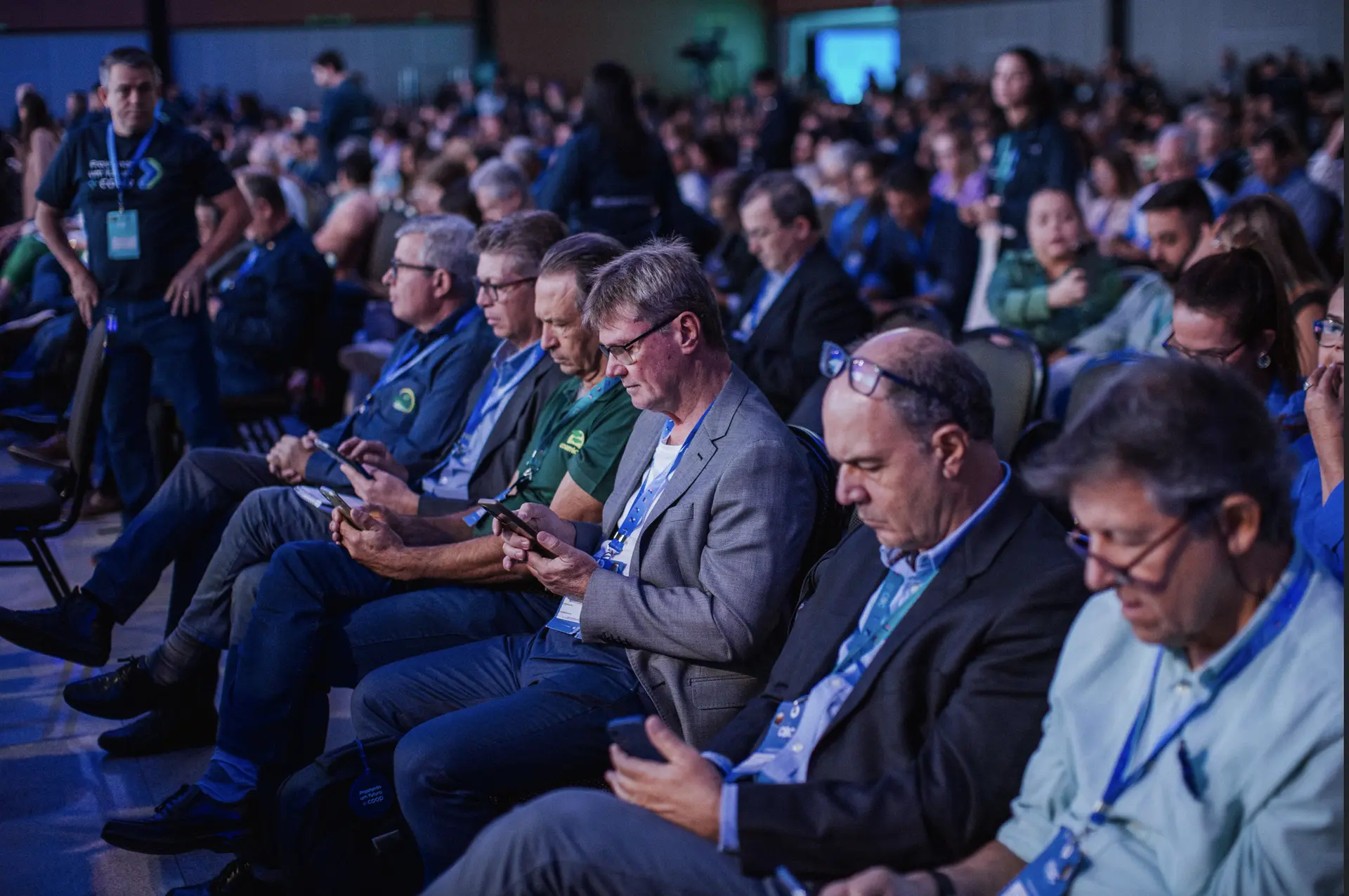 Os congressistas puderam votar de forma individual, de acordo com impacto e urgência da proposta