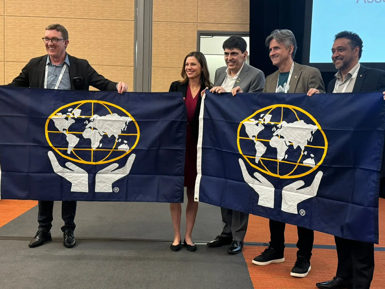 Cooperativismo de crédito brasileiro se destaca no cenário internacional